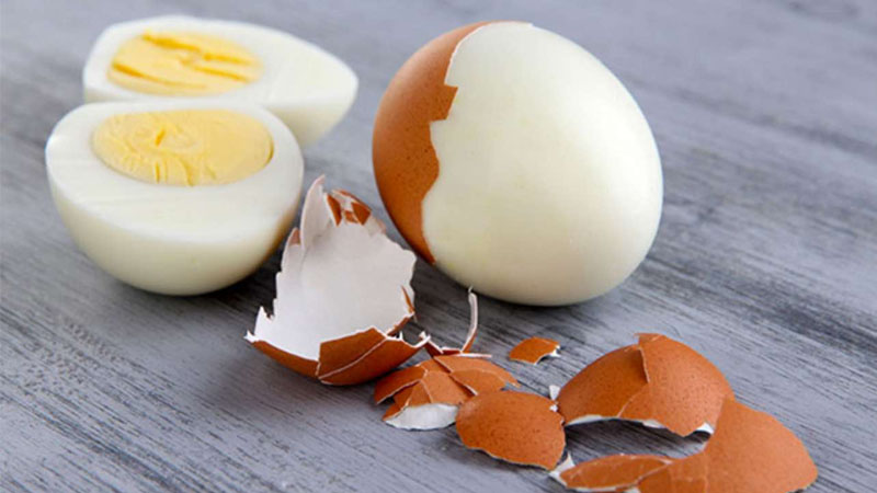 Mẹo luộc trứng cai sữa có thực sự hiệu quả?