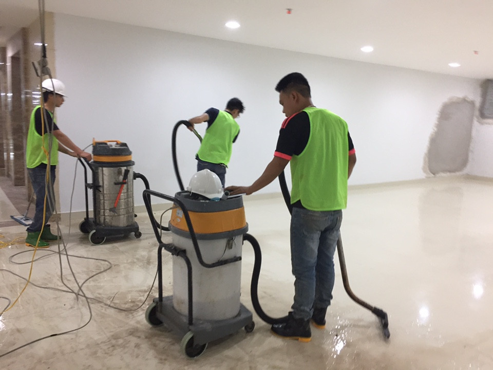 DỊCH VỤ TỔNG VỆ SINH  NHÀ Ở , CHUNG CƯ, VĂN PHÒNG ,NHÀ SAU XÂY GIÁ RẺ , UY TÍN TẠI QUẬN CẦU GIẤY  HÀ NỘI