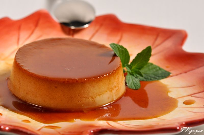 Làm bánh Flan sử dụng lò nướng Sanaky