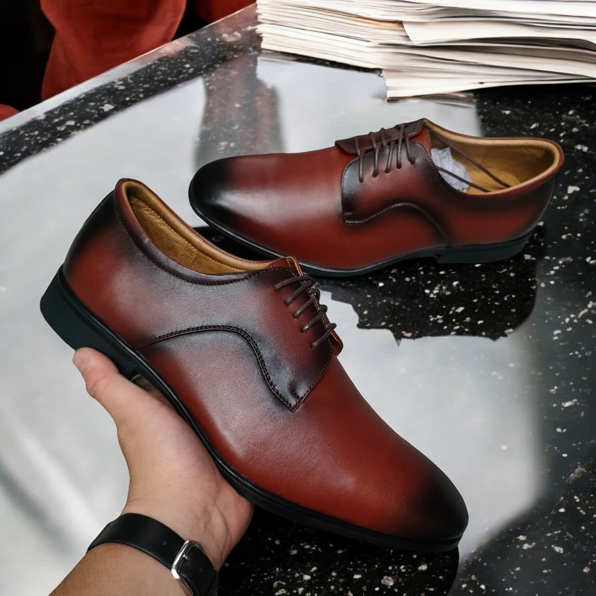 Giày Tây Màu Nâu Big Size – Bí Quyết Phối Đồ Đúng Chuẩn Cho Nam