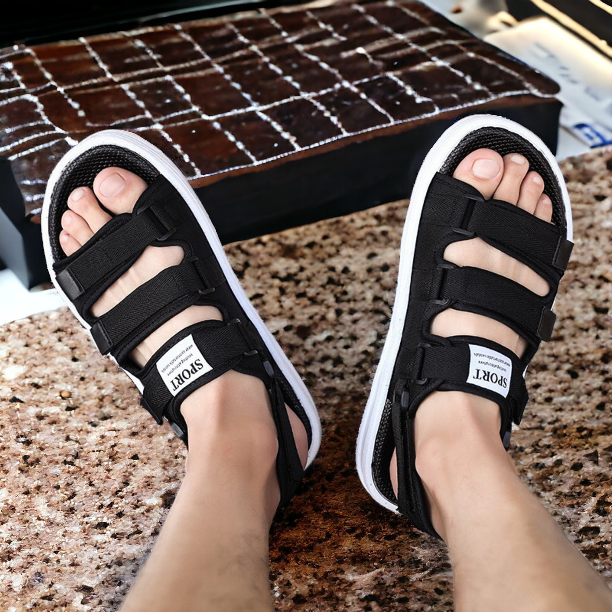 Sandal Nam Big Size: Cẩm Nang Chọn & Phối Đồ Thoải Mái, Phong Cách