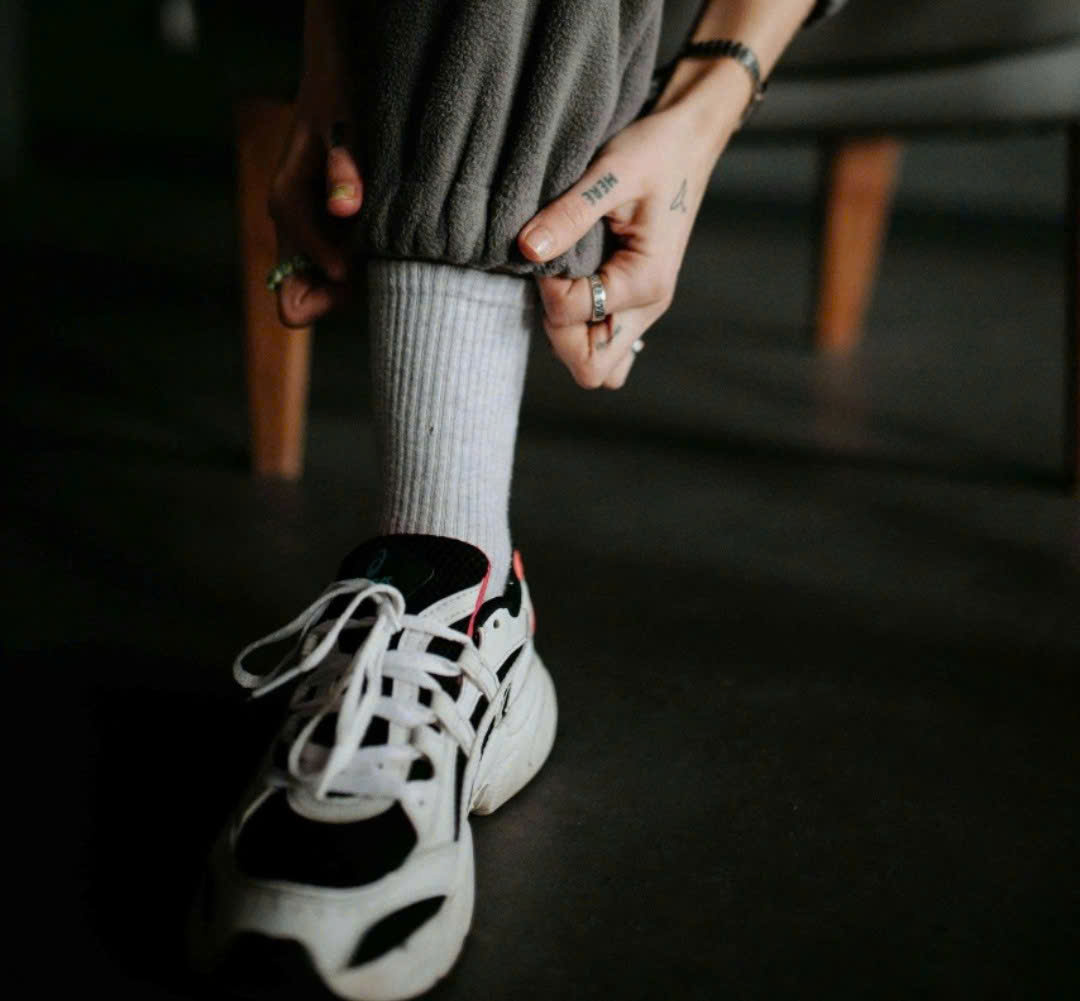 Giày Sneaker Nam Big Size Da Thật – Sự Lựa Chọn Hoàn Hảo Cho Phái Mạnh