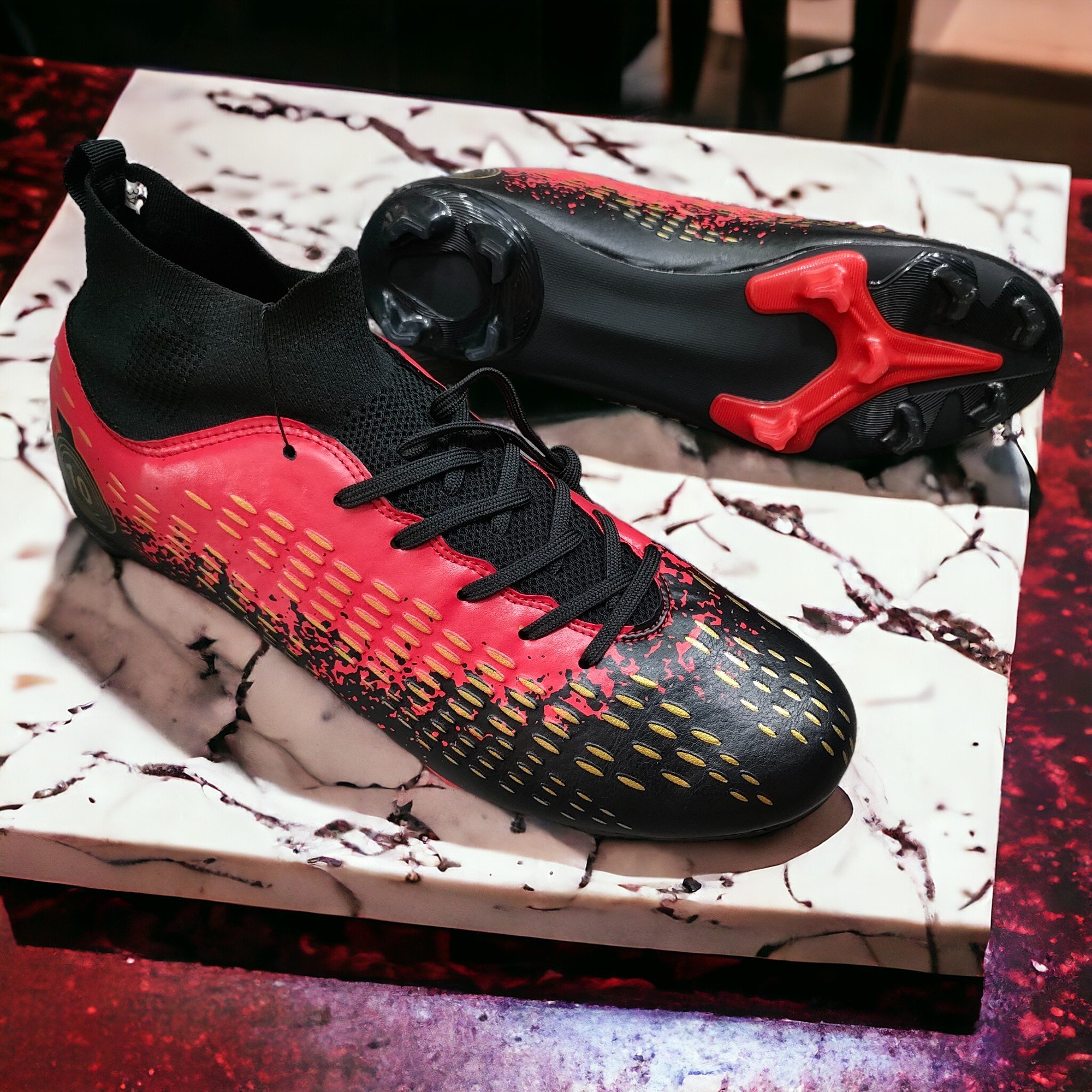 Chọn Giày Đá Bóng Big Size Nam Hoàn Hảo - Nâng Cao Hiệu Suất Thi Đấu