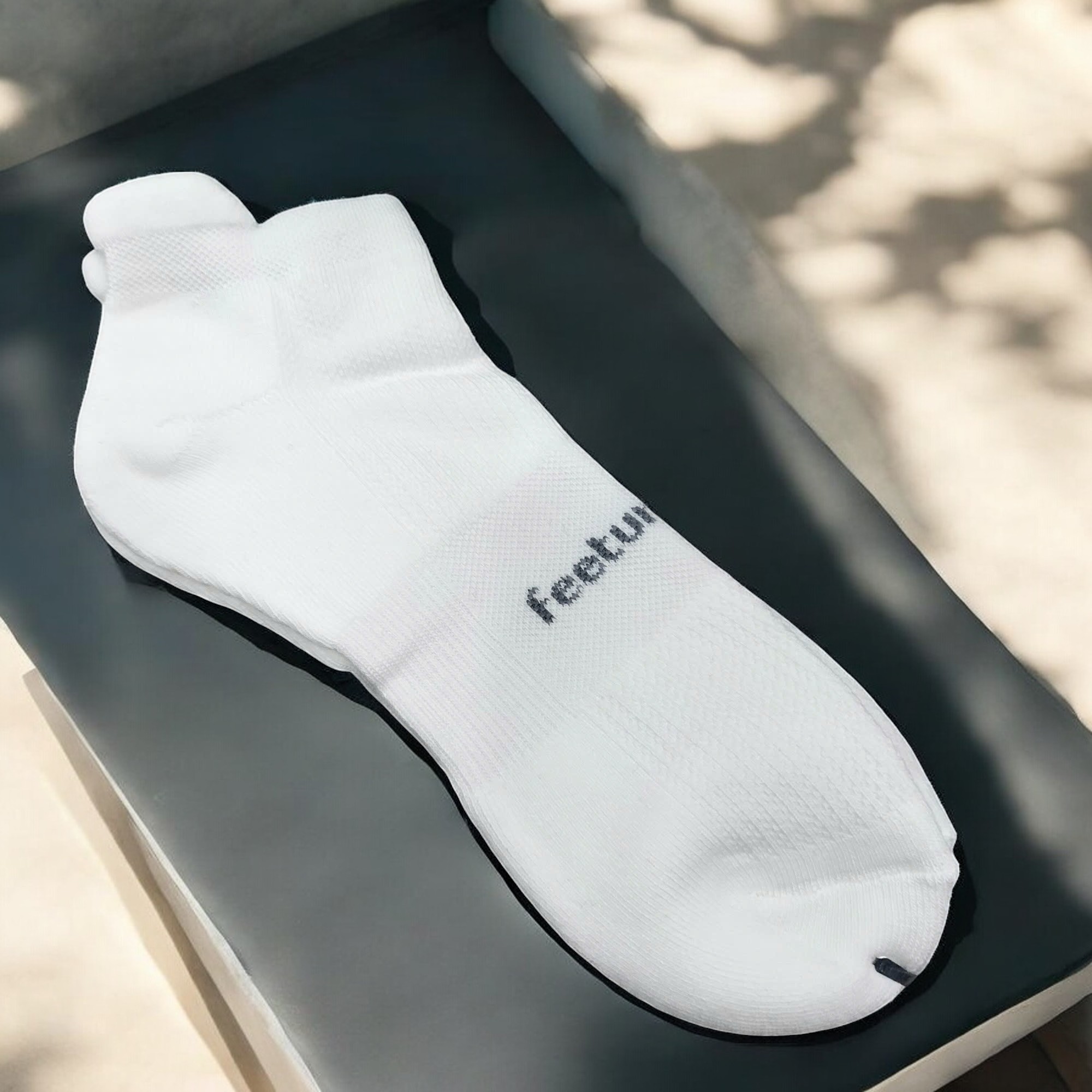 Tất Nam Big Size 44UP – Phối Sneaker & Boots Chuẩn Men, Không Lo Siết