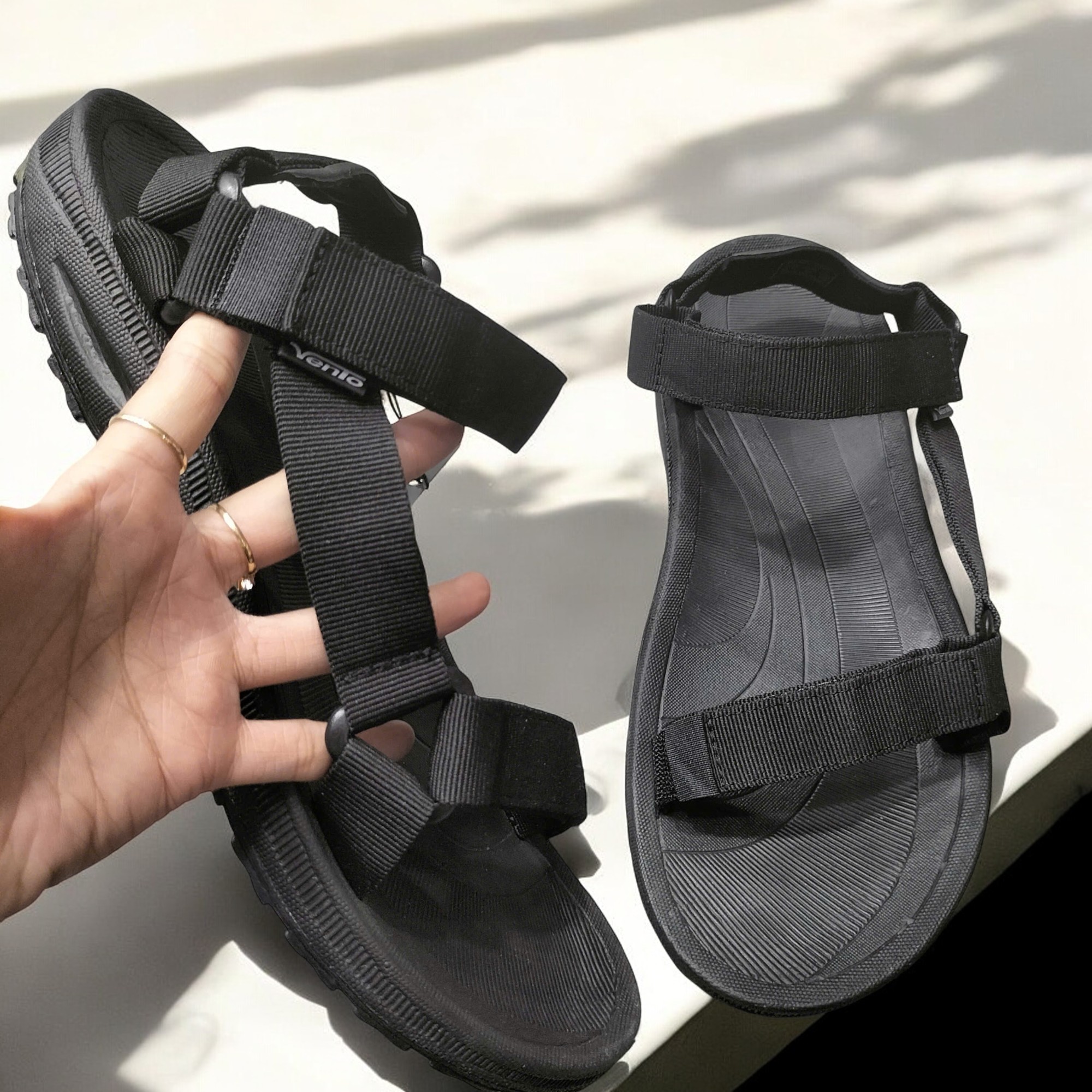 3 Cách Phối Đồ Với Sandal Big Size Cực Chất