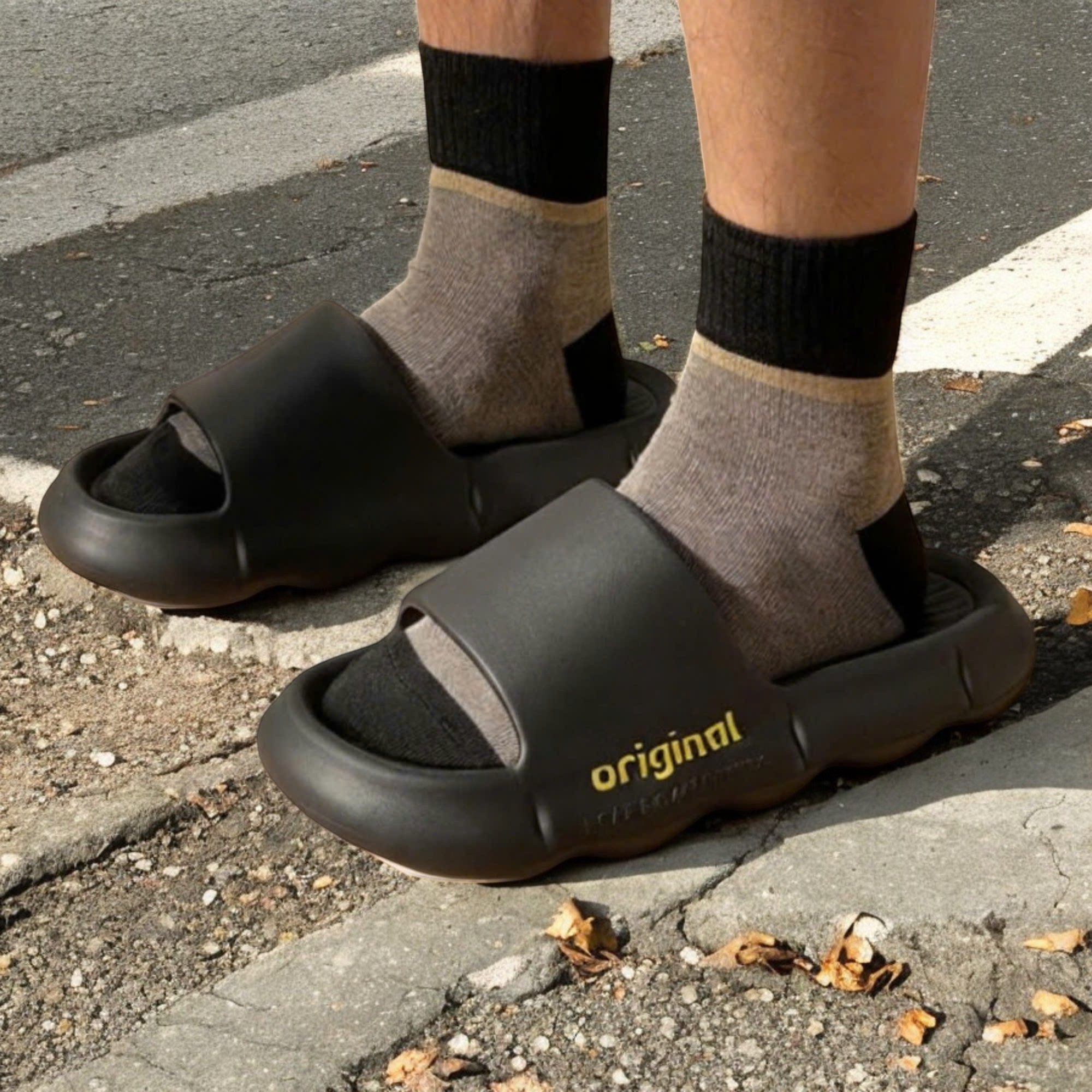 3 Lý Do Chàng Big Size Nên Sở Hữu Một Đôi Dép Bánh Mì