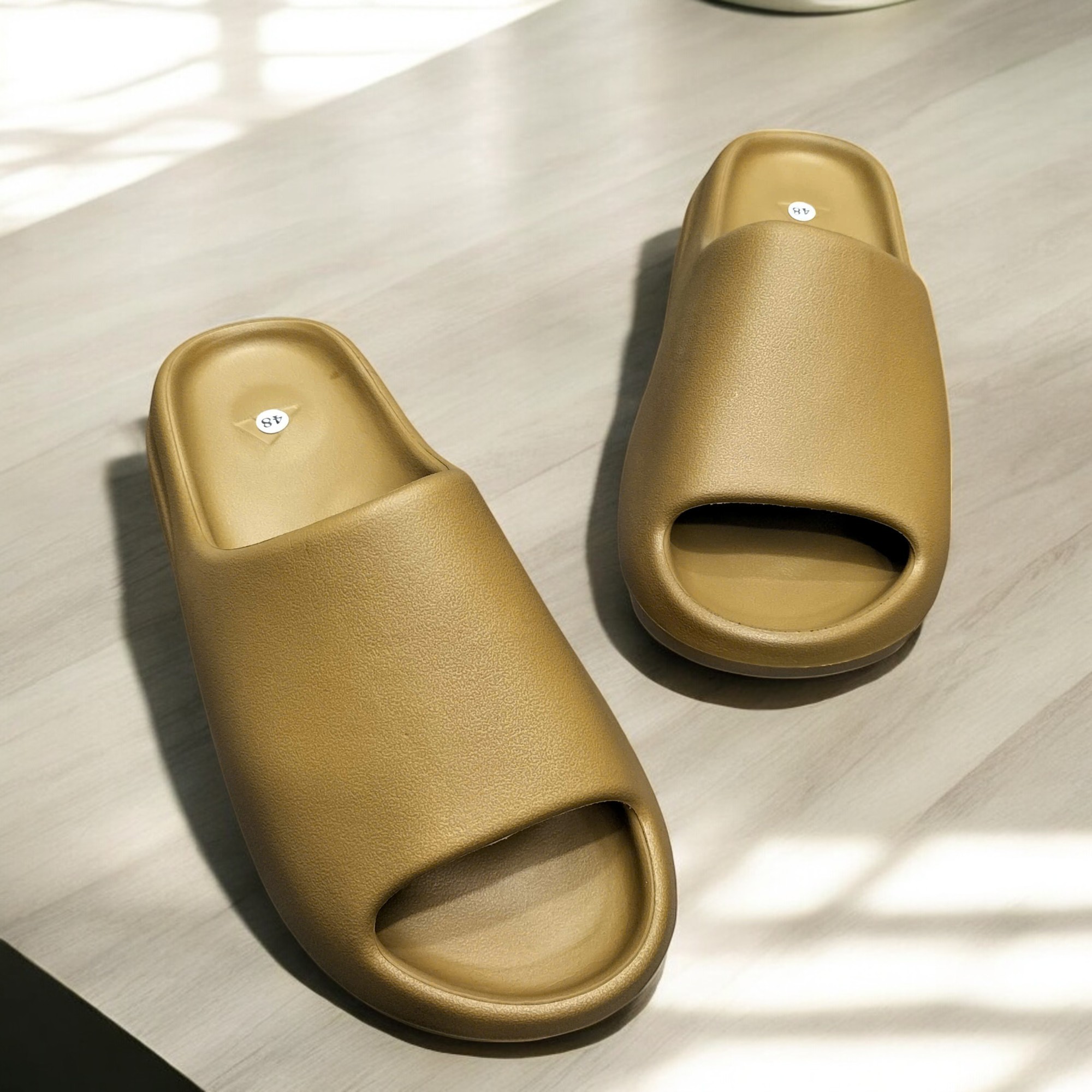 Dép Đế Đúc Êm Ái Big Size 44UP: Nâng Niu Bàn Chân, Xua Tan Mệt Mỏi