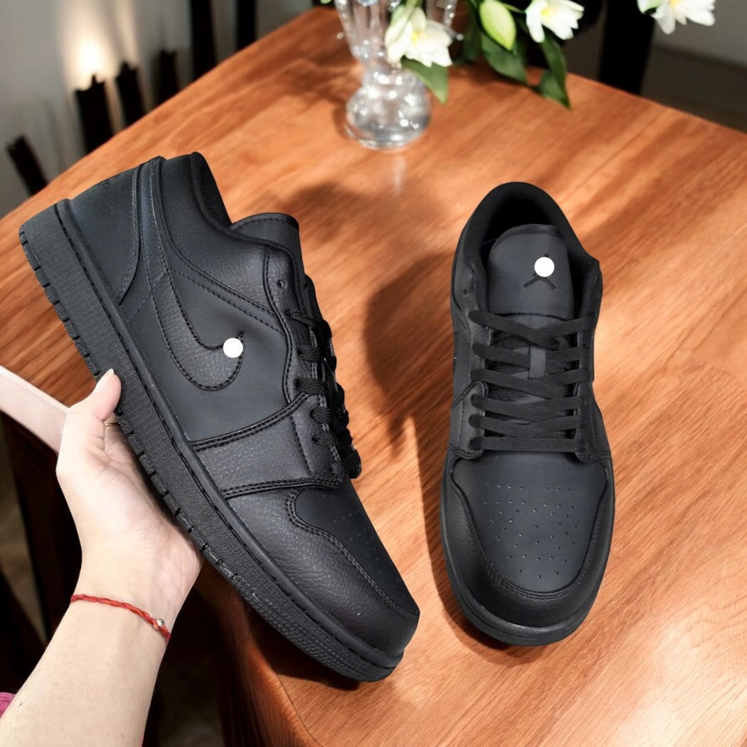 3 Cách Phối Đồ Cực Dễ Với Giày Sneaker Big Size |