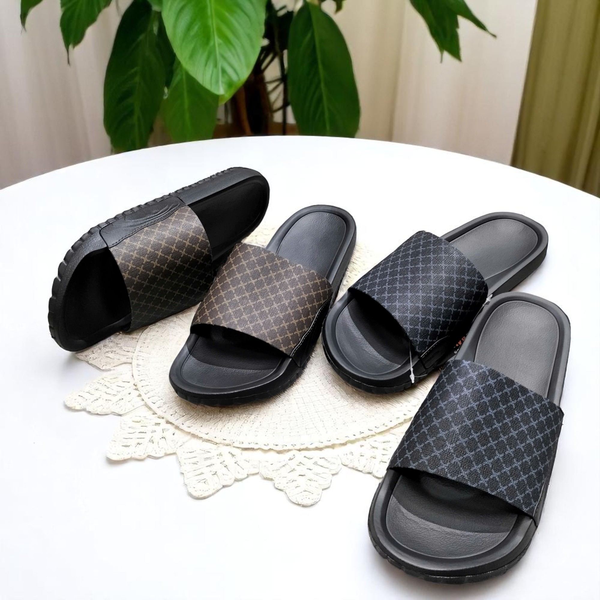 Dép Quai Ngang Nam Big Size: Biểu Tượng Của Sự Thoải Mái & Phong Cách