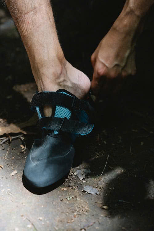 Cẩm Nang Chăm Sóc Giày Tây Toàn Diện, Bền Đẹp Như Mới | 44UP.VN