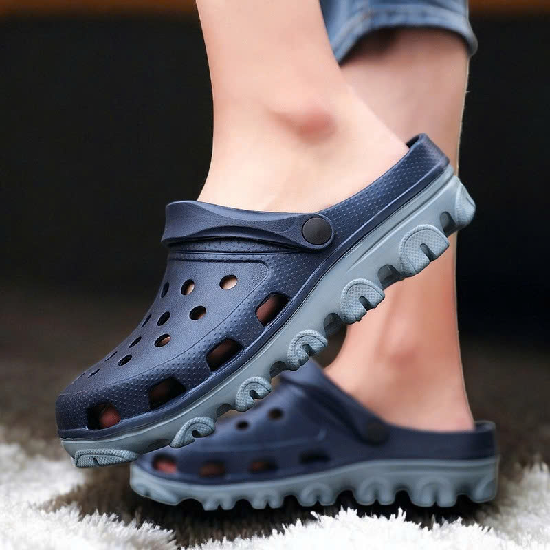 Dép Lê, Sandal hay Dép Xỏ Ngón: Đâu Là Lựa Chọn Tốt Nhất Cho Chàng Big Size?