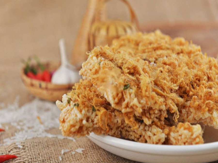 Cơm cháy chà bông và mẹo mang đi nước ngoài dễ dàng tiện lợi