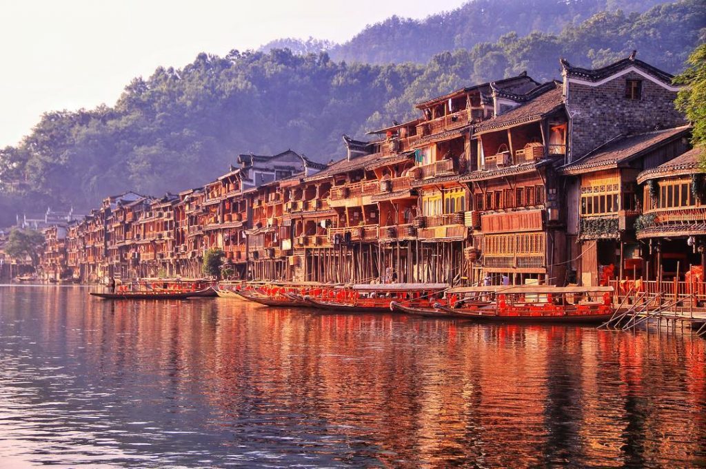 Hà Nội - Trương Gia Giới - Phượng Hoàng Cổ Trấn - Vũ Lăng Nguyên - Hà Nội