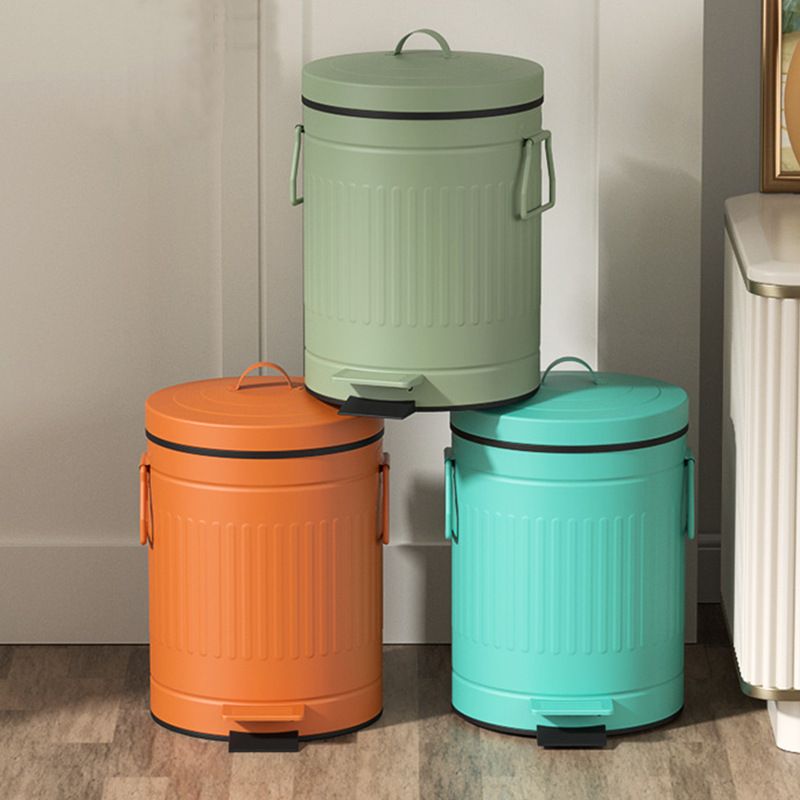 Thùng rác dáng trụ sọc