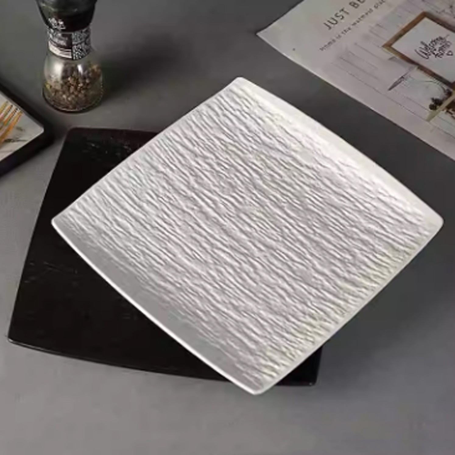 Dĩa vuông lõm Mocca