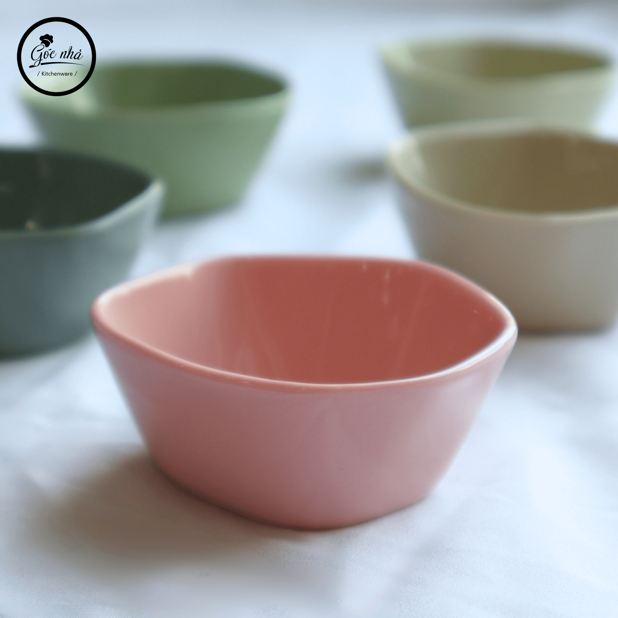Chén Chấm Méo Sứ Xương Color Pop