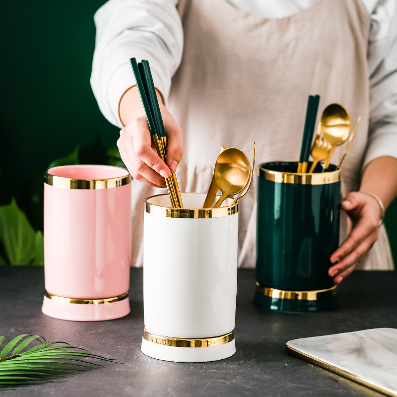 Ống đũa đơn viền vàng