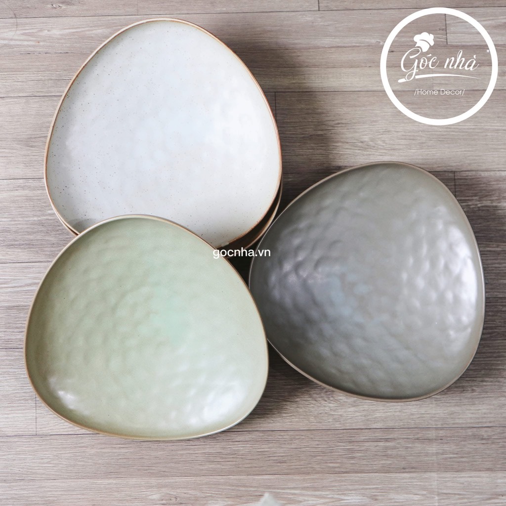 Dĩa Salad tam giác Sedy đất nặn