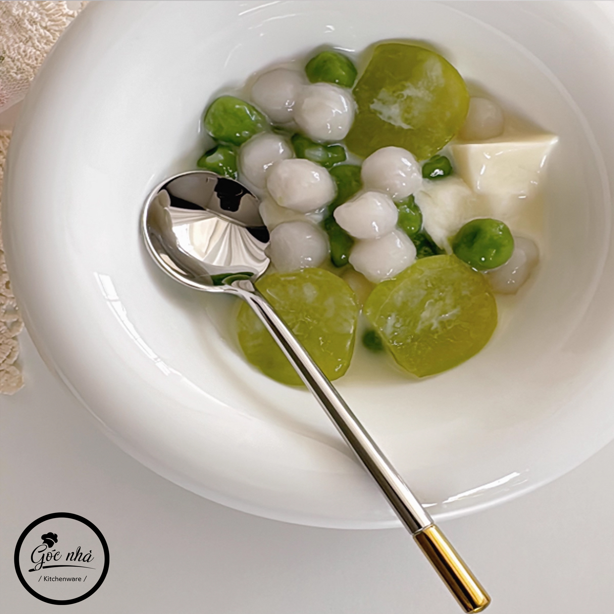 Suncrest Cutlery - Họa tiết chuôi vàng