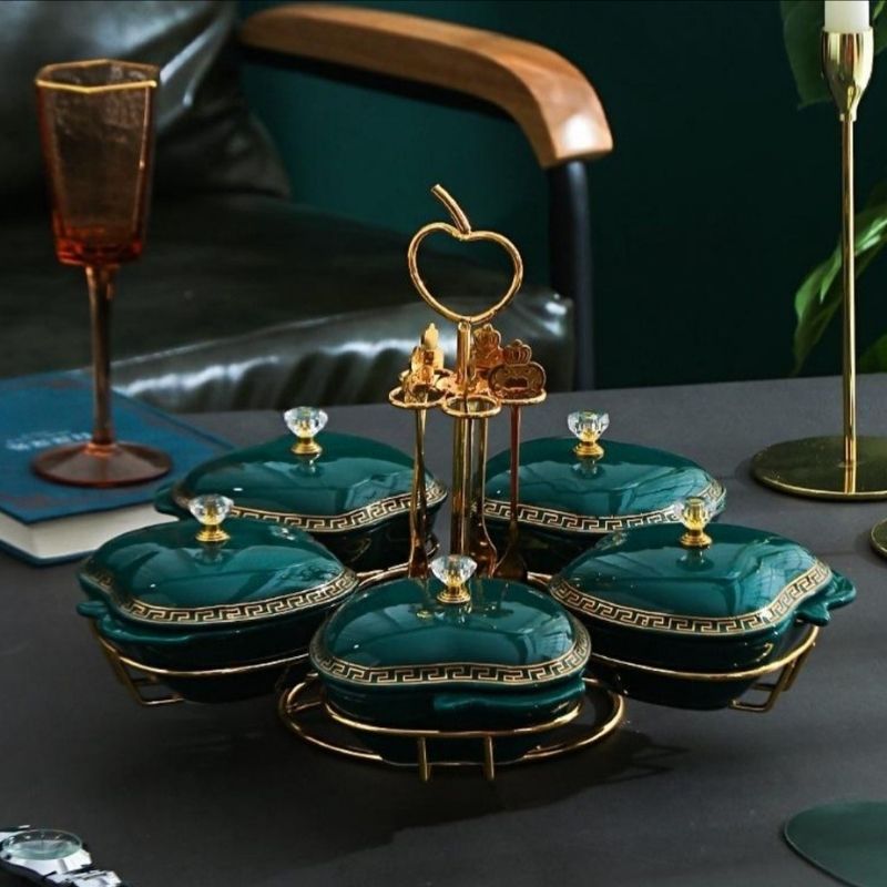 Khay mứt quả táo khung vàng