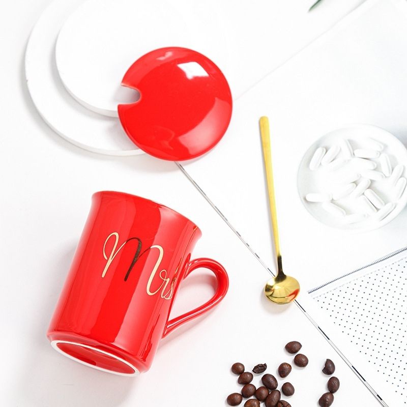 Ly sứ Mr&Mrs tay cầm vàng