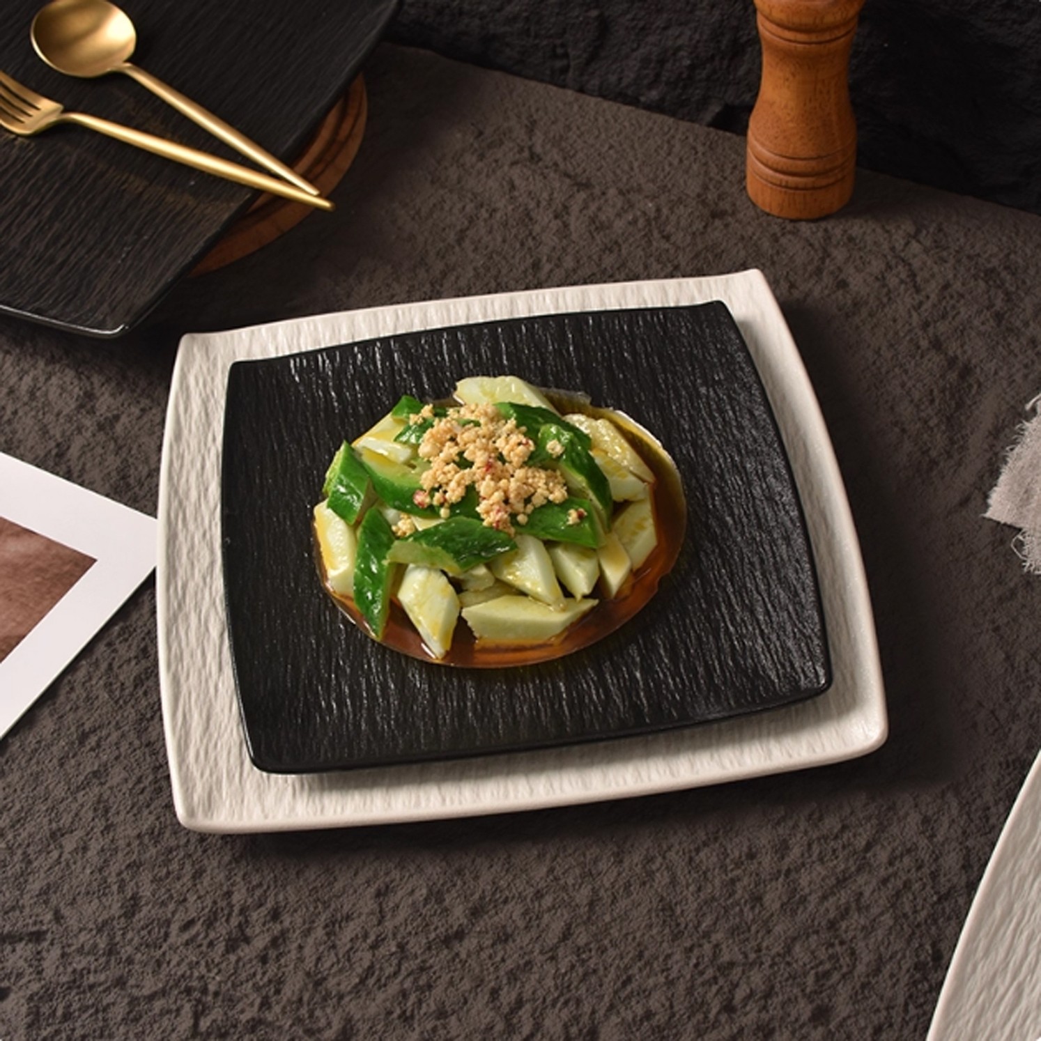 Dĩa vuông lõm Mocca