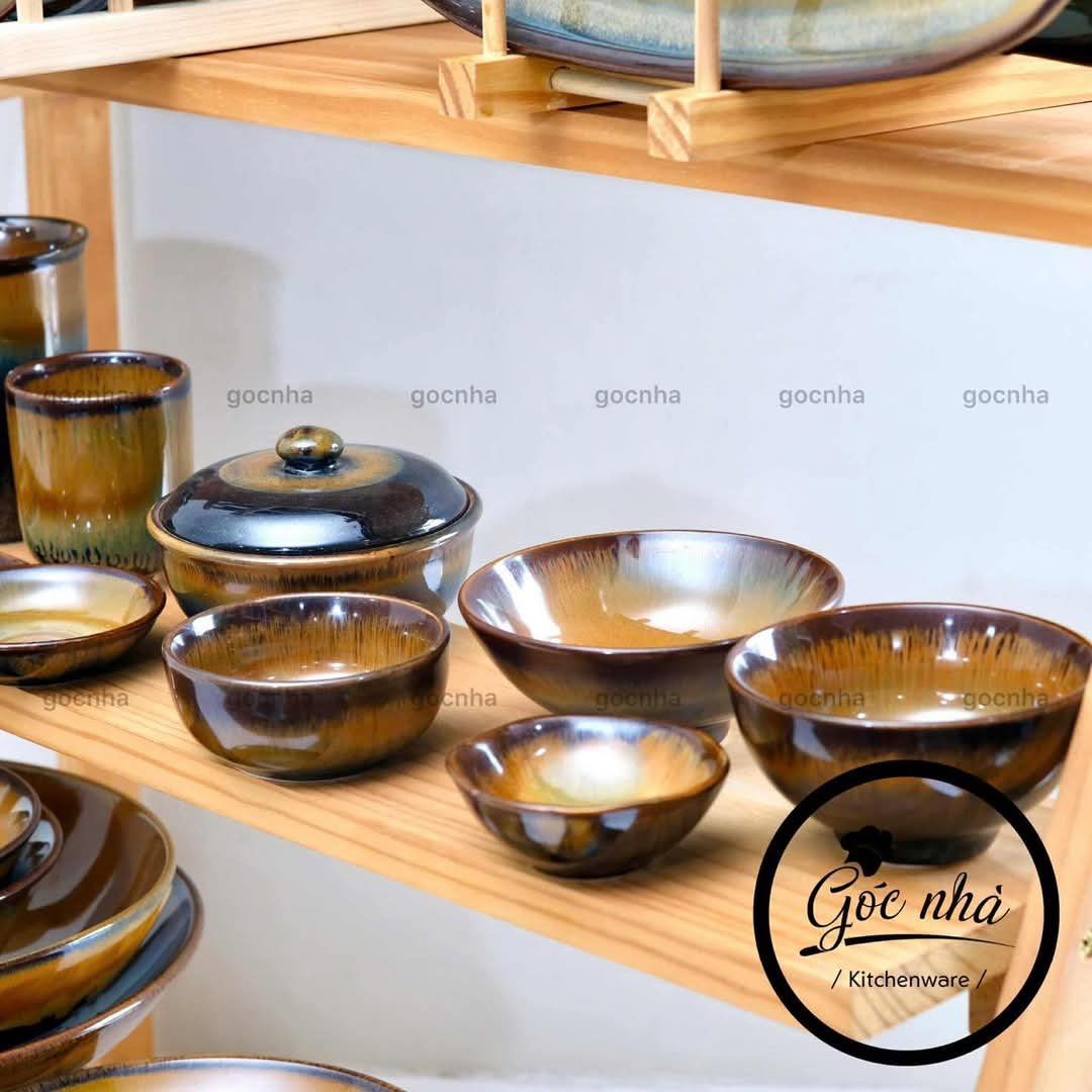 BST Amber Labra hoả biến