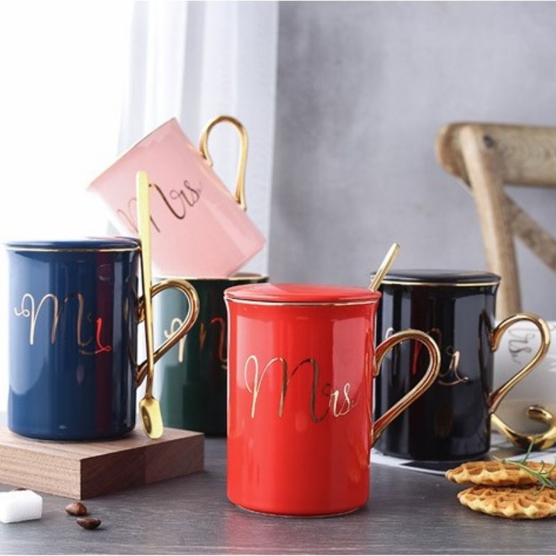 Ly sứ Mr&Mrs tay cầm vàng