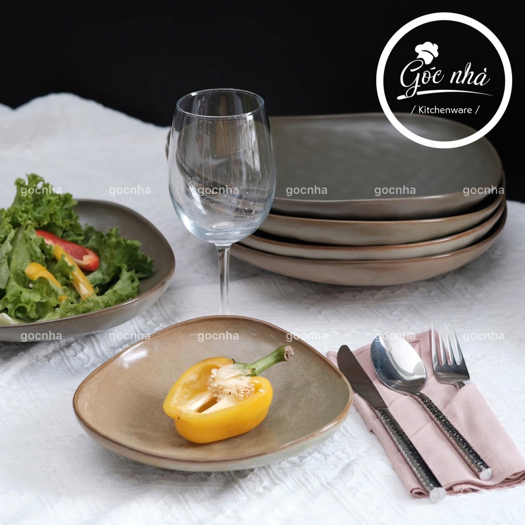 Dĩa Salad tam giác Sedy đất nặn