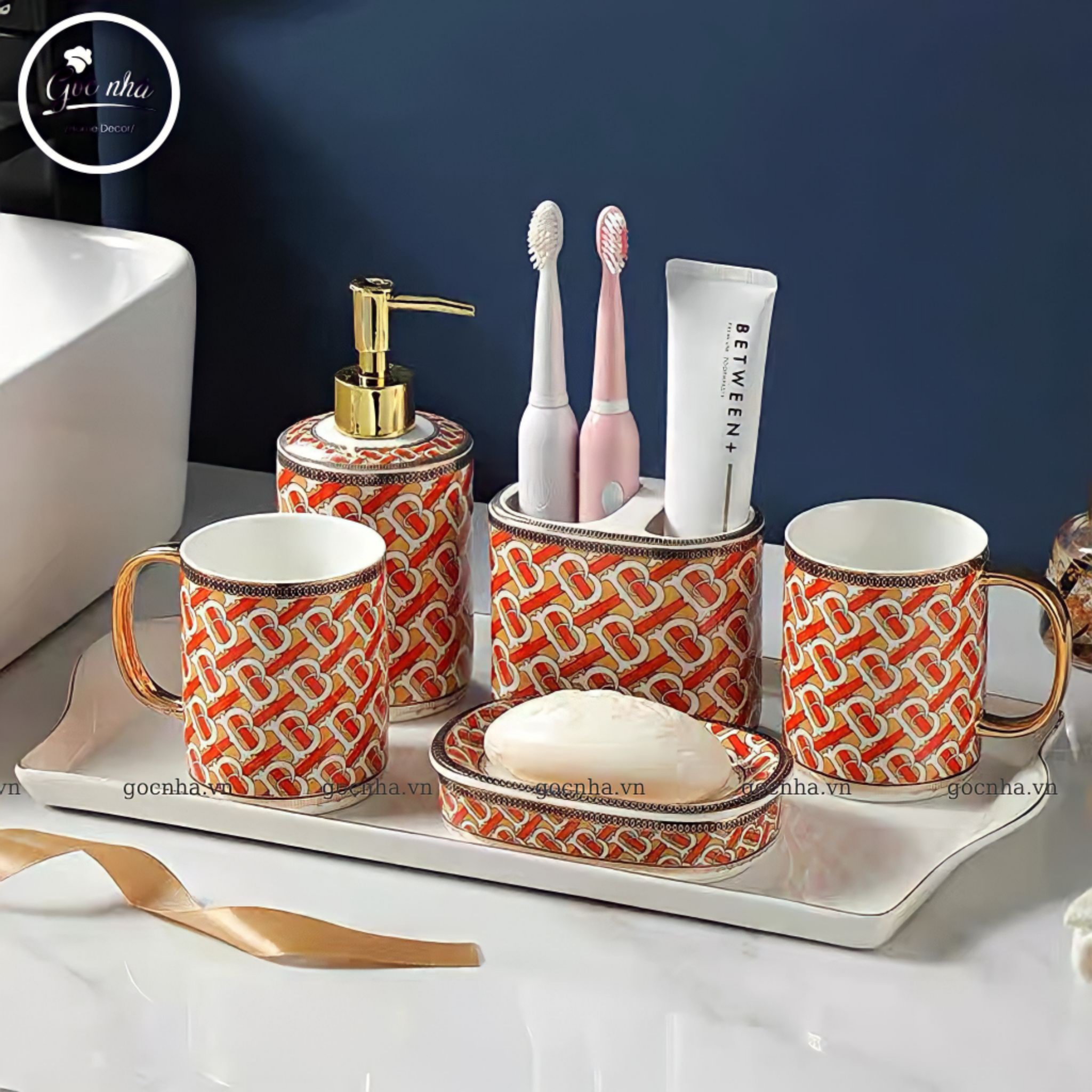 Set Nhà Tắm Royal Bathroom Set ( Kèm khay)