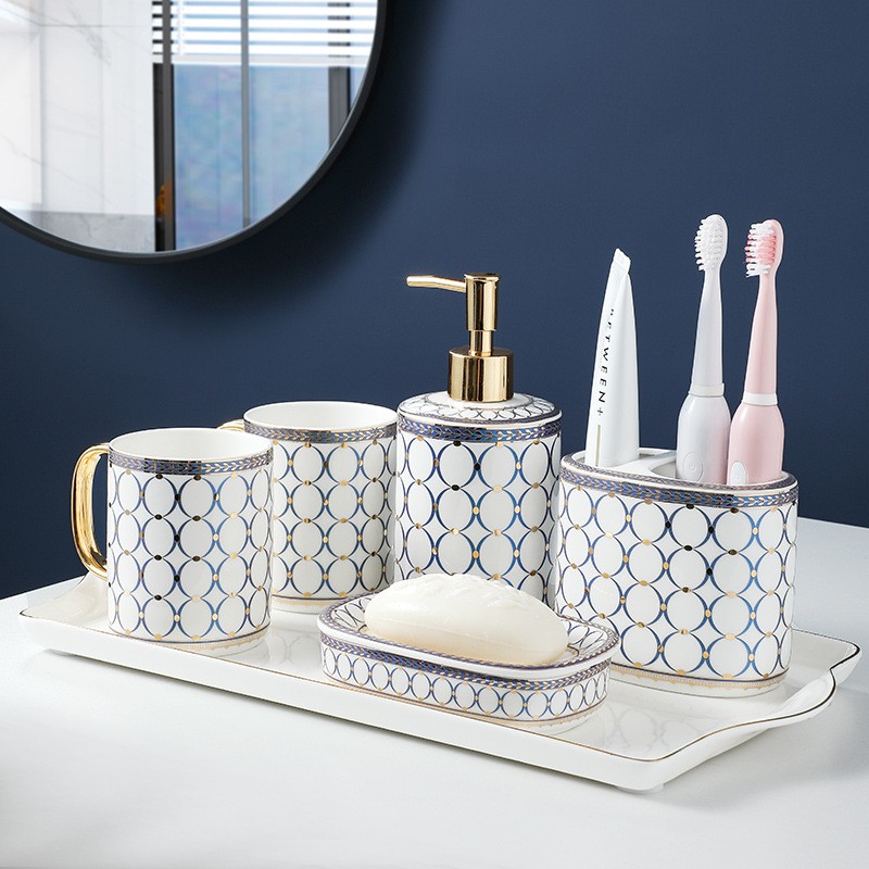 Set Nhà Tắm Royal Bathroom Set ( Kèm khay)