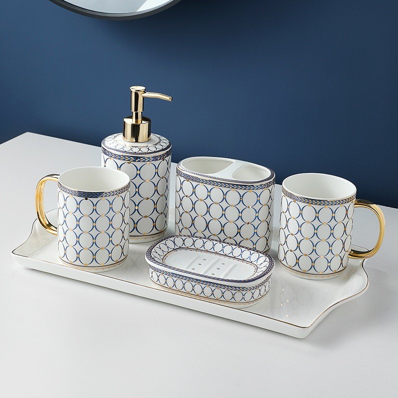 Set Nhà Tắm Royal Bathroom Set ( Kèm khay)