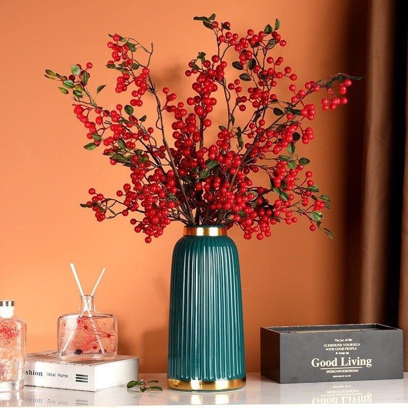 Bình hoa ngọc lục kẻ