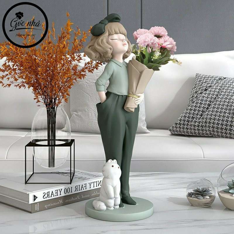 Tượng cô gái ôm hoa 48cm