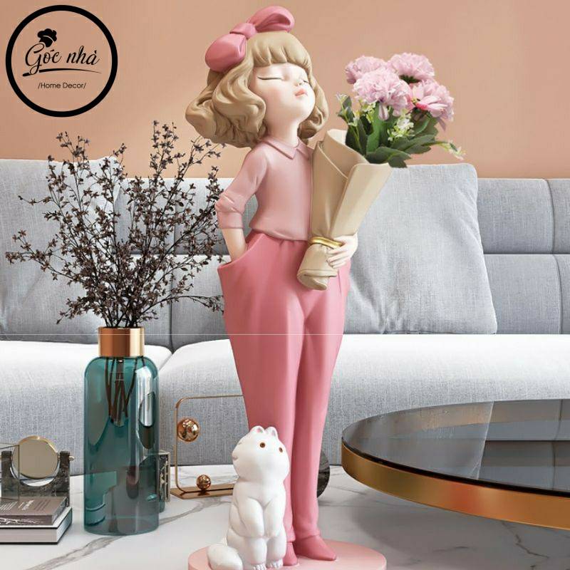 Tượng cô gái ôm hoa 48cm
