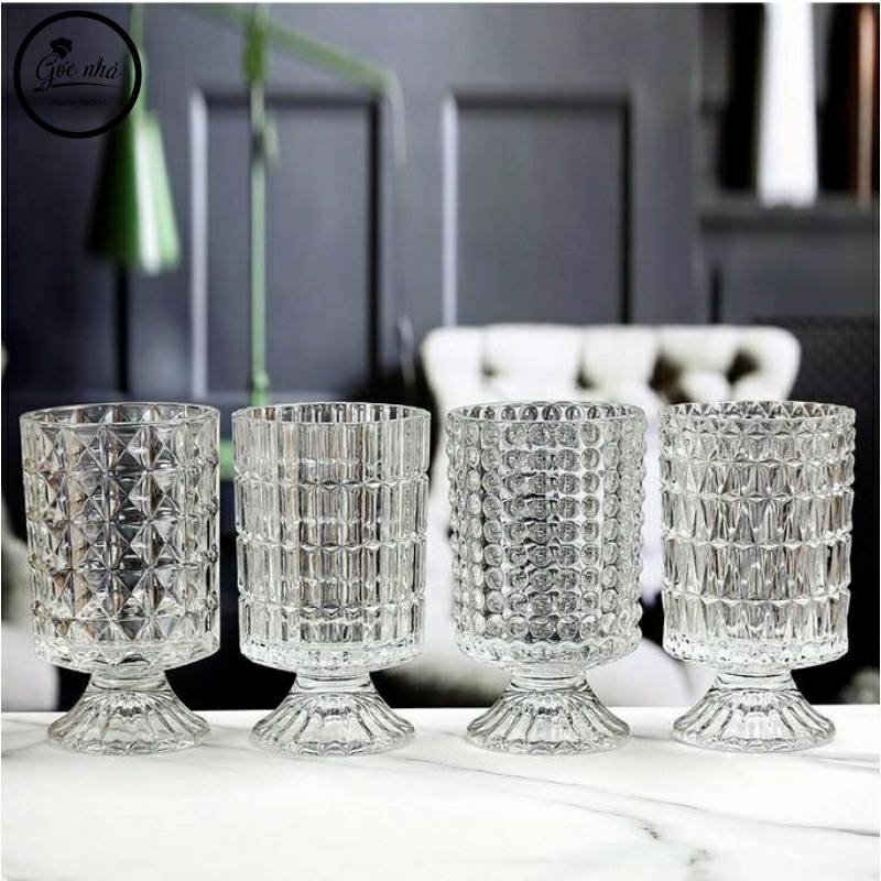 Bình hoa thủy tinh dáng ly chân cao