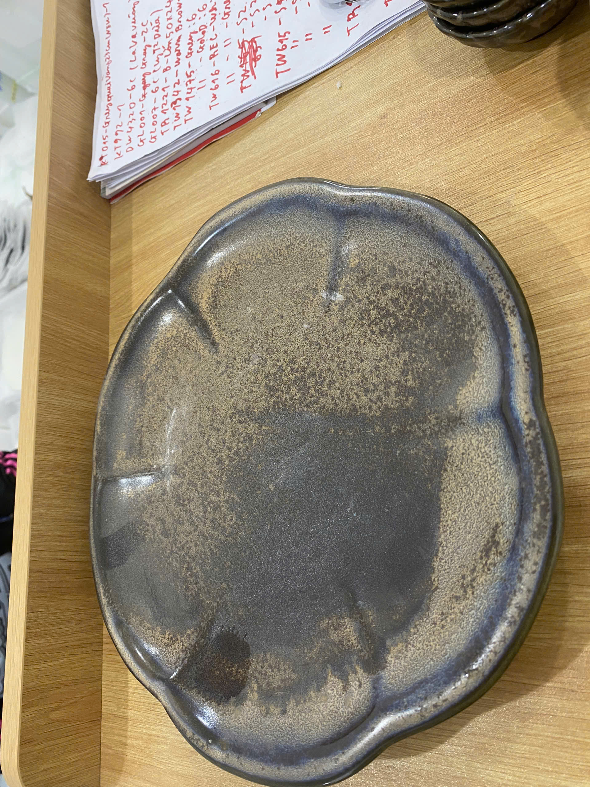 BST Bazan men hỏa biến nâu trầm tích