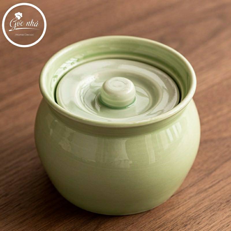 Hũ/thố có nắp cổ dáng cổ điển