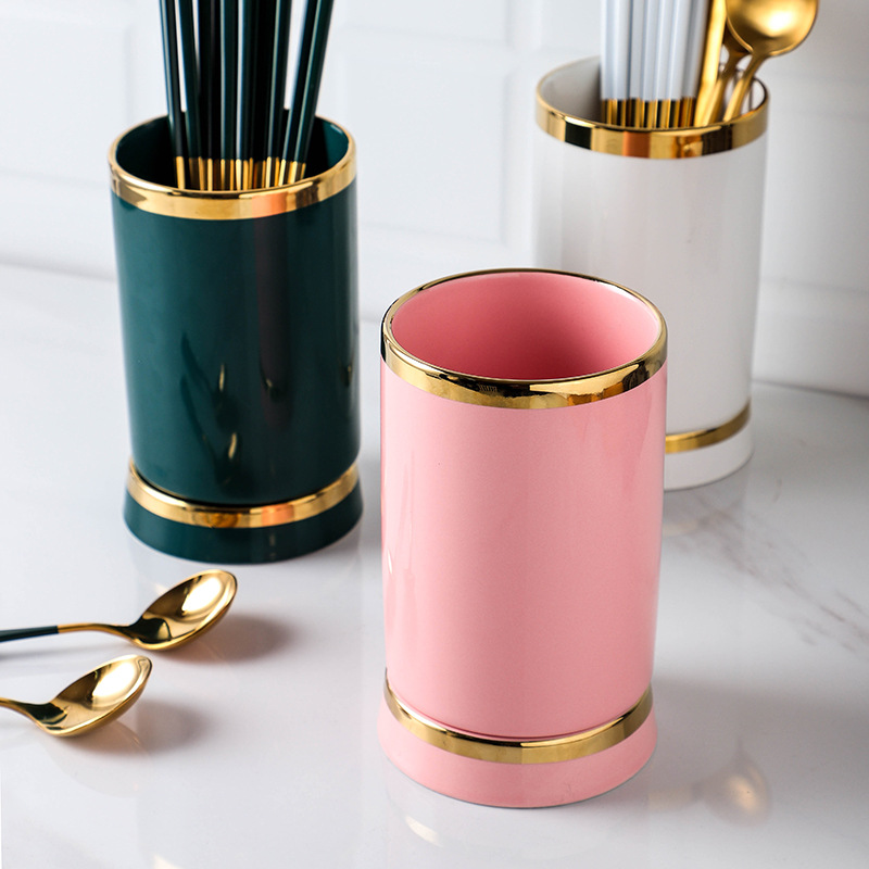 Ống đũa đơn viền vàng