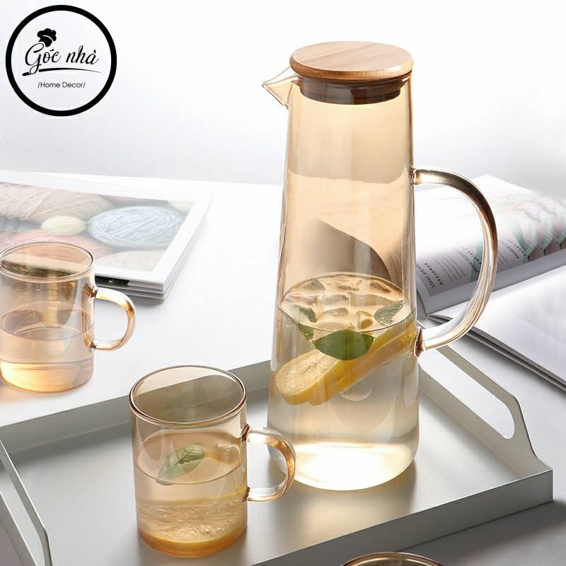 Ly thủy tinh trơn có quai