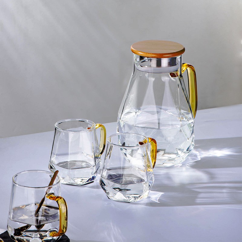 Ly Thủy Tinh Đáy Kim Cương