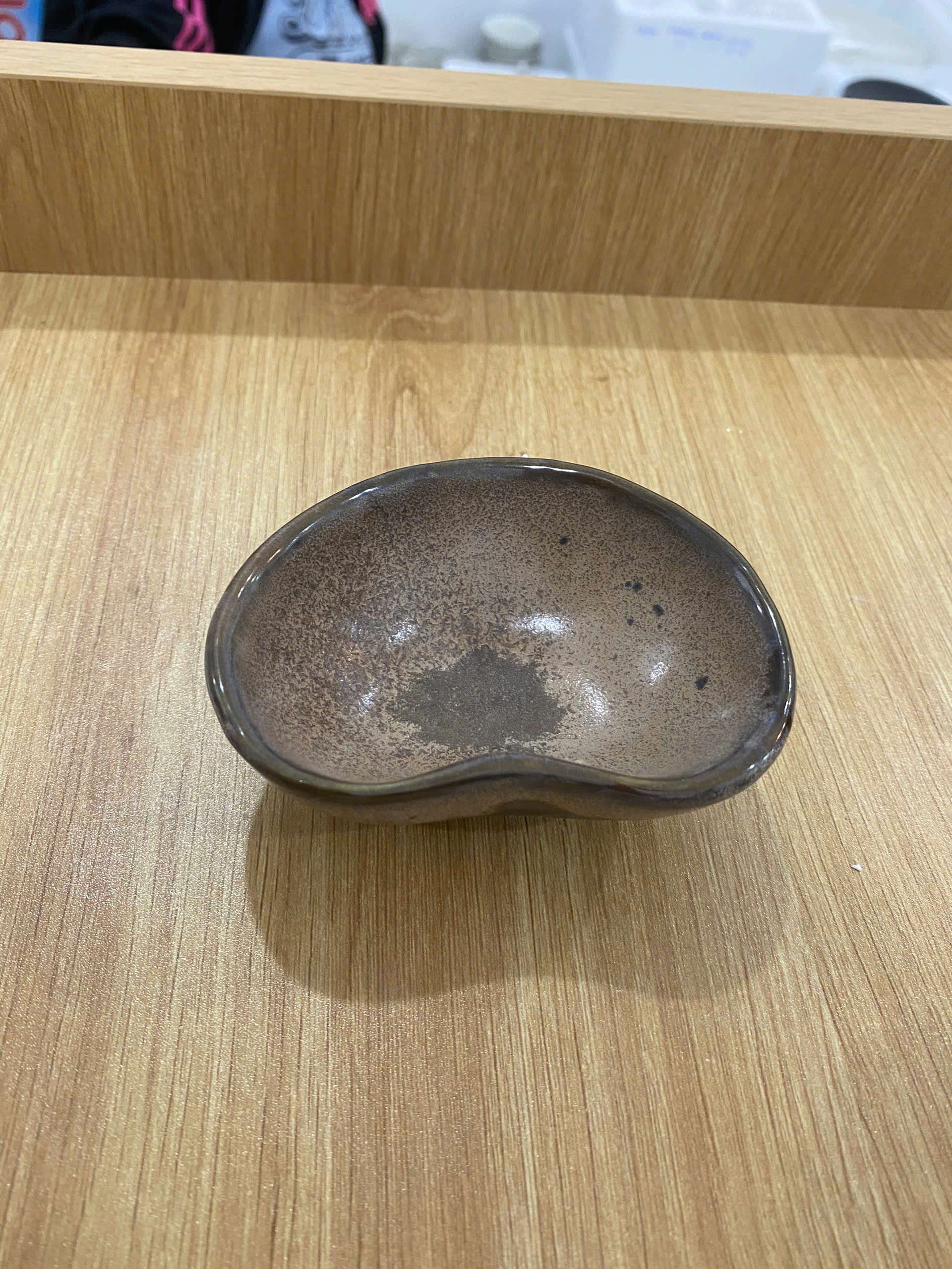 BST Bazan men hỏa biến nâu trầm tích