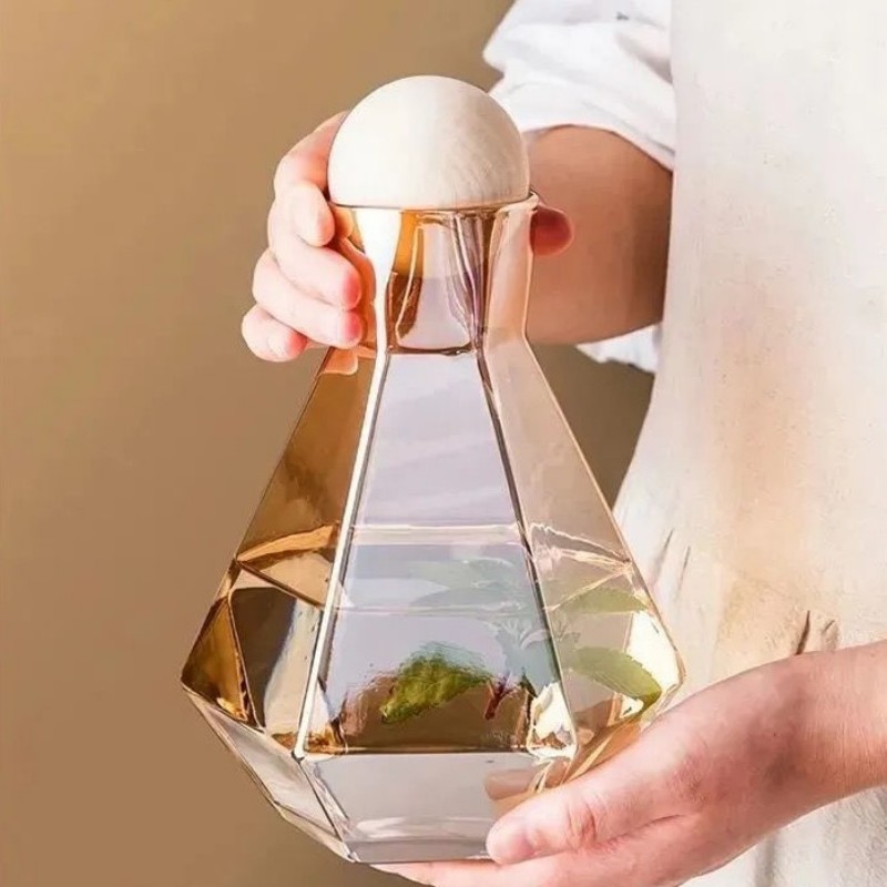 Bình thủy tinh  kim cương nắp gỗ tròn