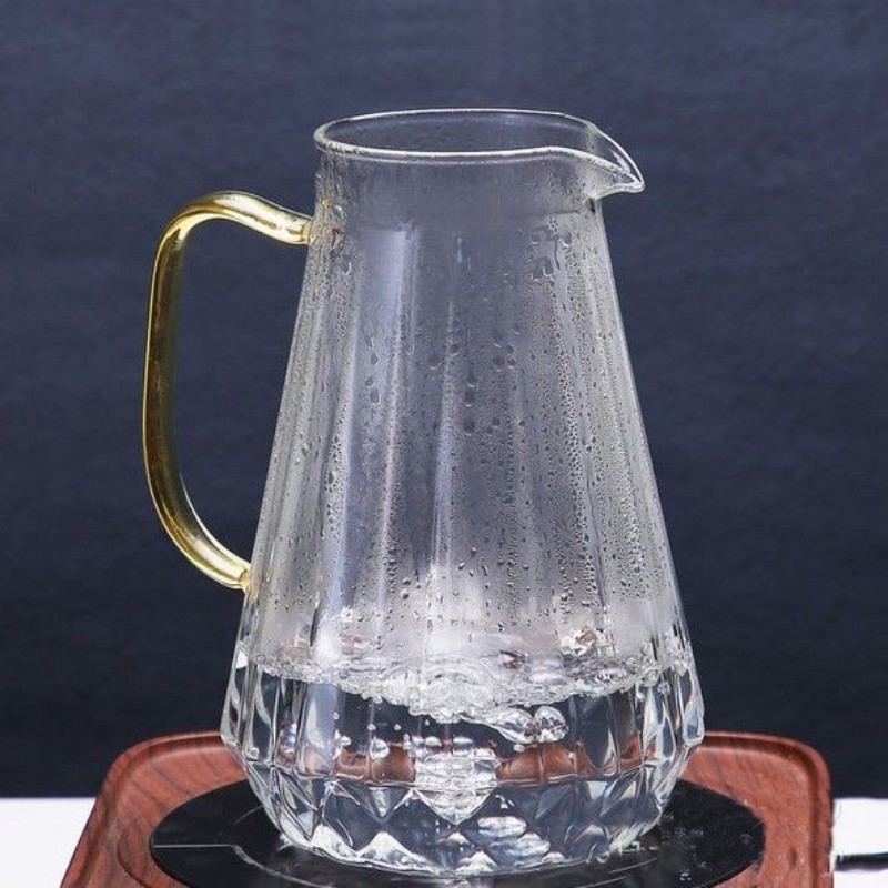 Bình Thủy Tinh Đáy Kim Cương