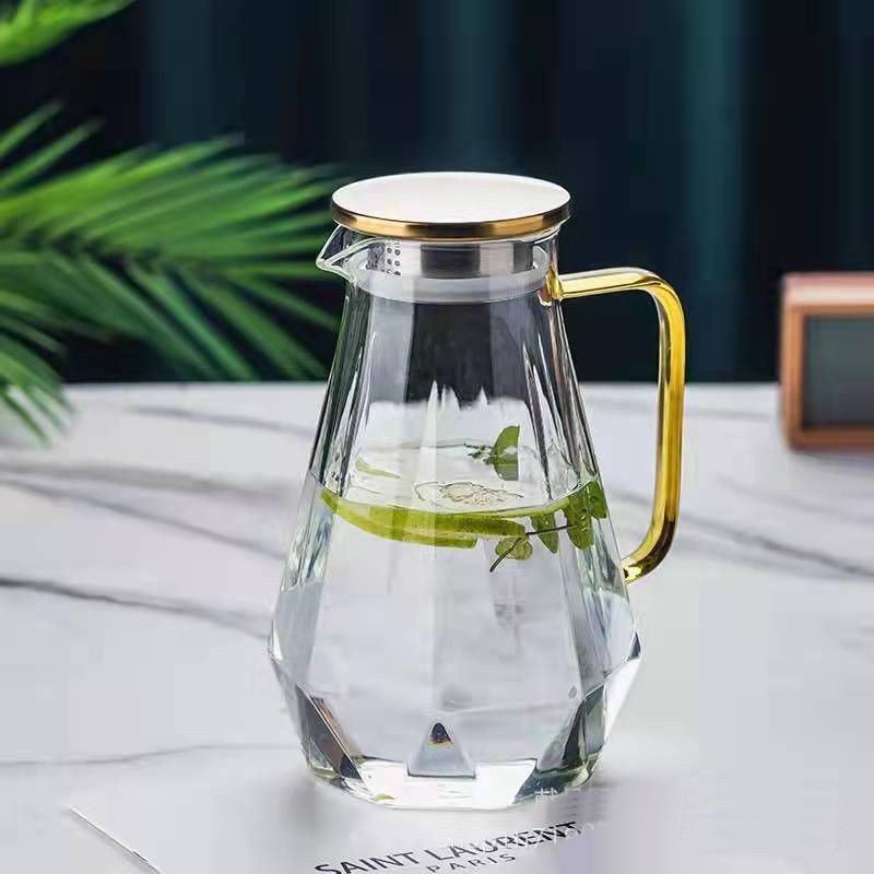 Bình Thủy Tinh Đáy Kim Cương