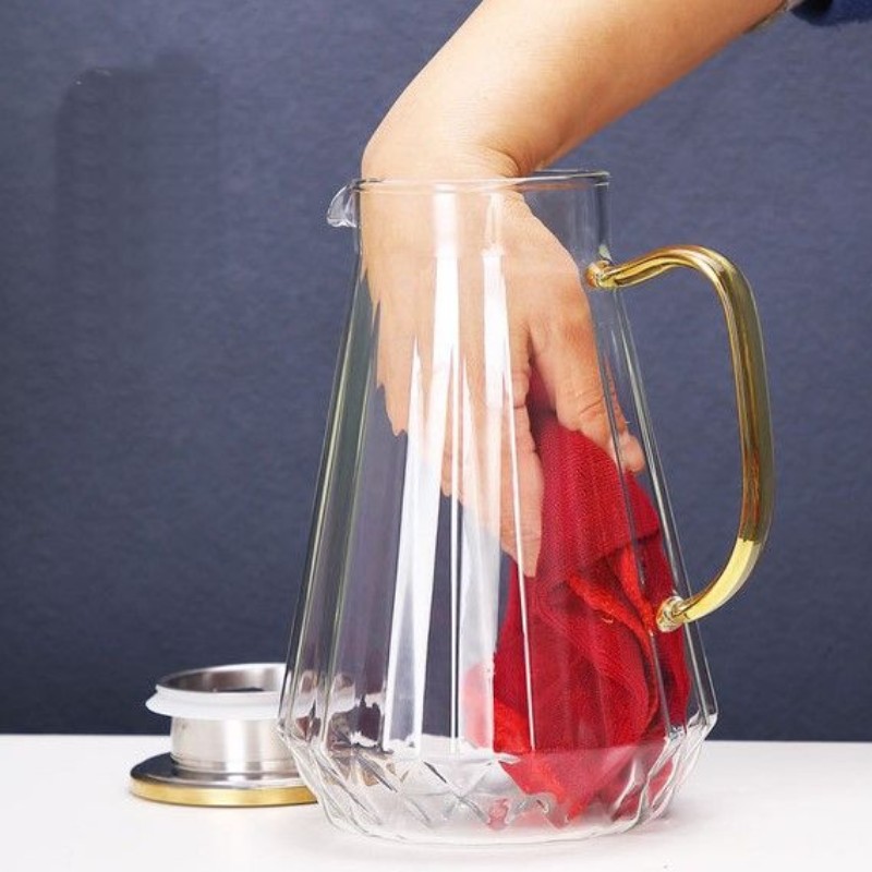 Bình Thủy Tinh Đáy Kim Cương