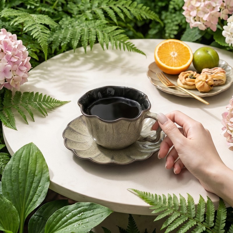 Tách Kèm Đĩa Lót Hỏa Biến Flora