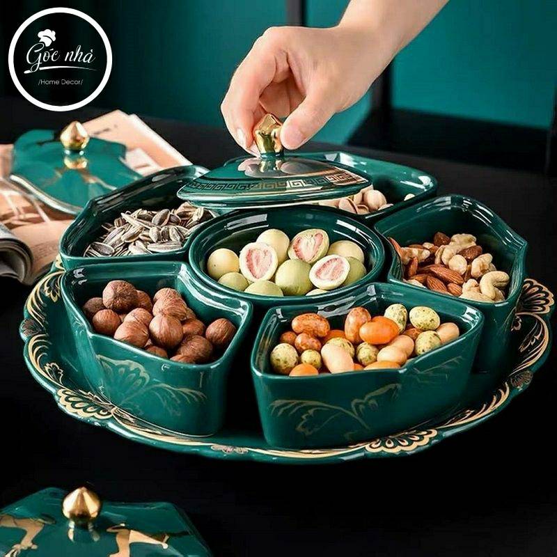 Khay mứt vương miện - The Crown