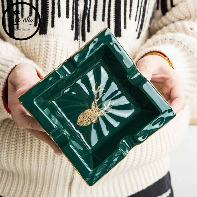 Gạt tàn huơu vuông