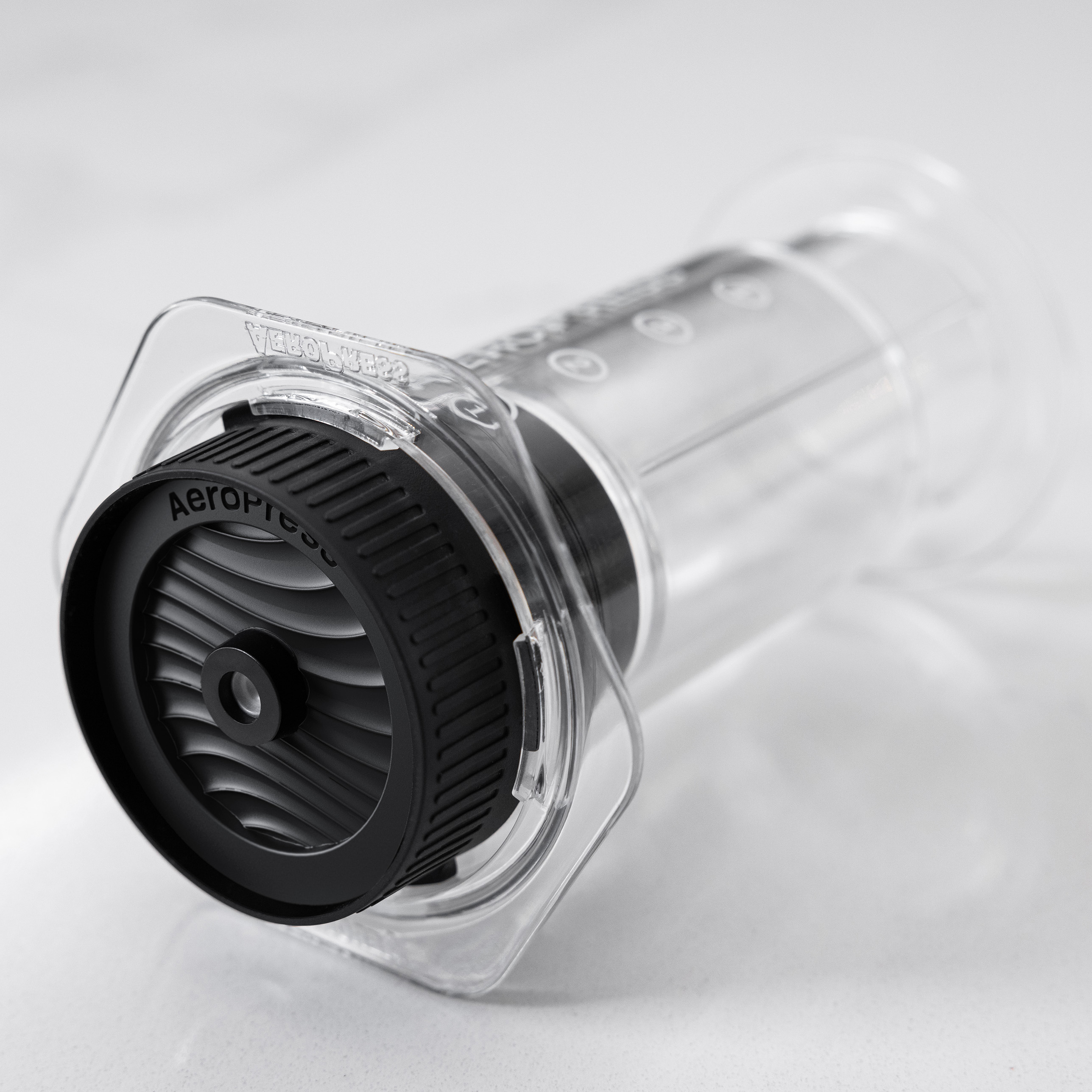 AeroPress Flow Control Cap: Liệu có đáng đầu tư để “nâng tầm” trải nghiệm cà phê?